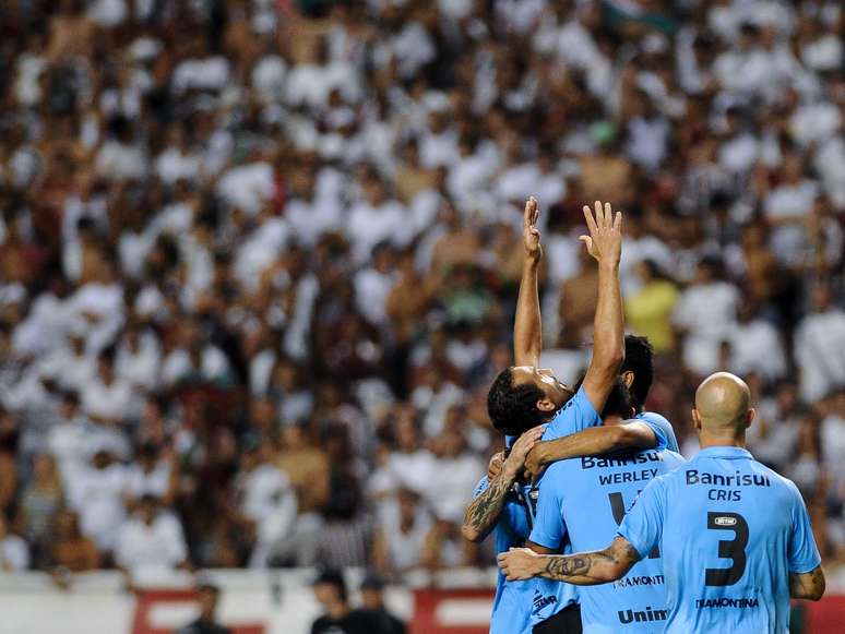 <p>Barcos participou dos três gols do Grêmio e desequilibrou no Engenhão</p>