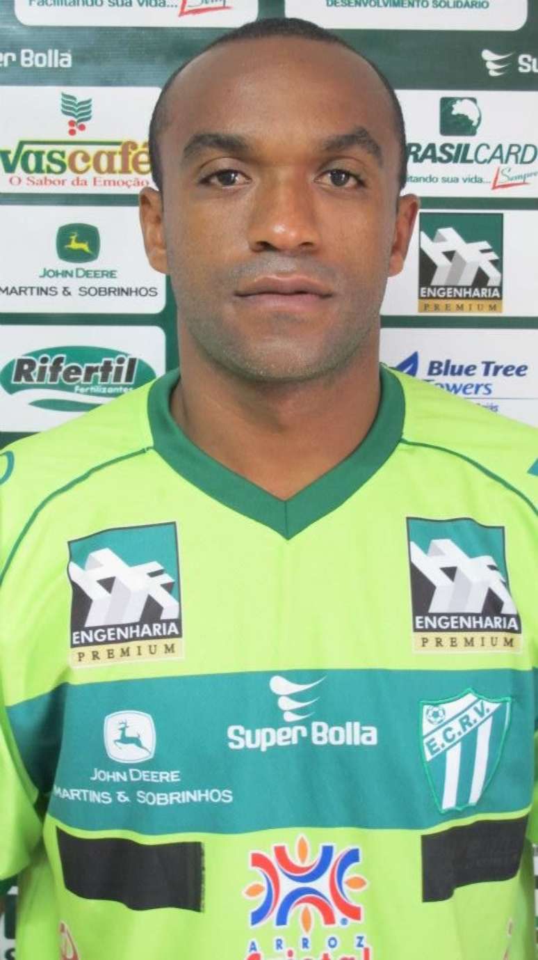 <p>Weslley foi companheiro de time de Jairo Ara&uacute;jo no Atl&eacute;tico-GO</p>