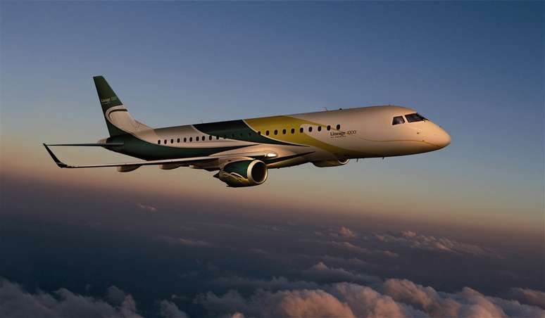 <p>O Lineage 1000 é o maior dos sete jatos executivos da Embraer </p>