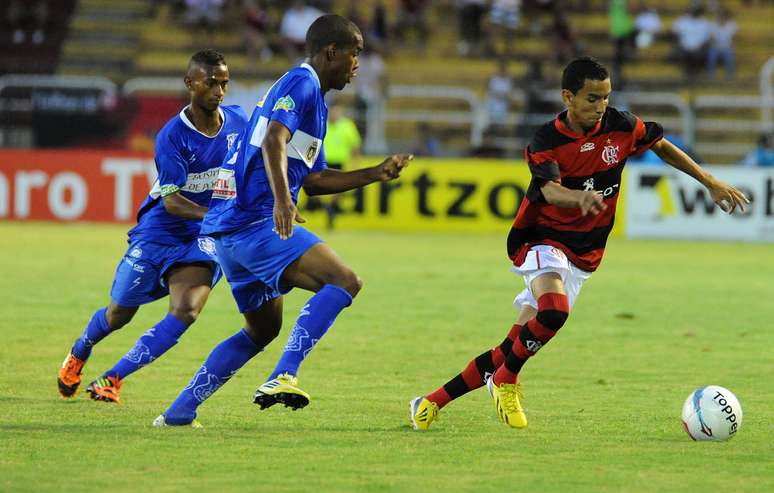 <p>Jovem Rafinha vem se destacando pelo Flamengo em 2013</p>