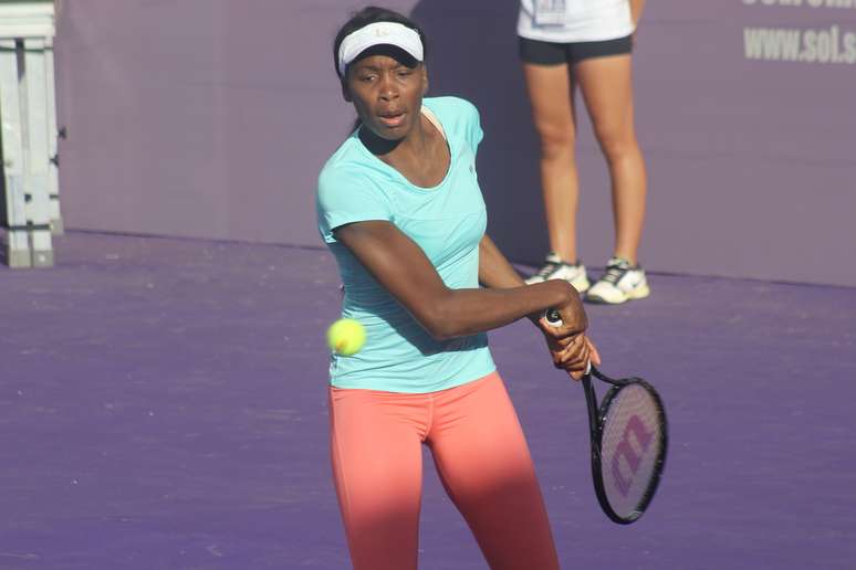 <p>Venus Williams treinou por cerca de uma hora e meia no final da tarde desta sexta-feira para a disputa do WTA Brasil Tennis Cup, em Florianópolis</p>