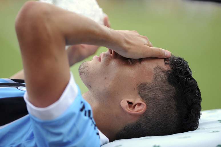 <p>Sem Alex Telles (foto) e Fábio Aurélio, Grêmio tem apenas André Santos para a lateral esquerda</p>