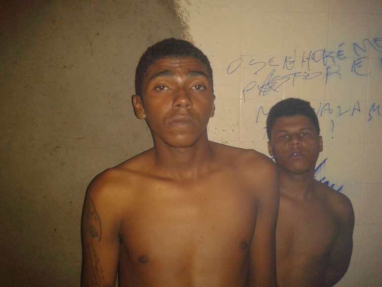 Suspeitos foram presos após perseguição em Arapiraca