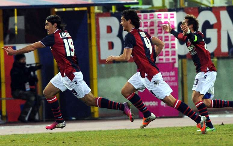 Bologna marcou duas vezes no segundo tempo e virou contra Fiorentina