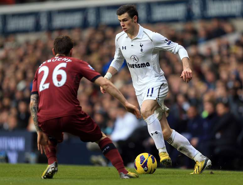 <p>Galês Gareth Bale soma 15 gols na atual edição do Campeonato Inglês</p>