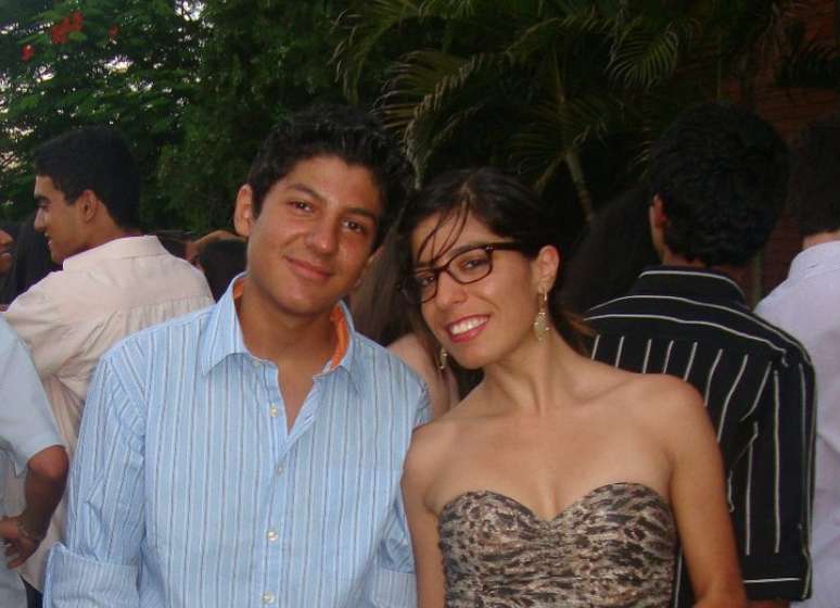 Mar&iacute;lia e Pedro perderam a m&atilde;e Rosane no inc&ecirc;ndio da casa noturna em Santa Maria