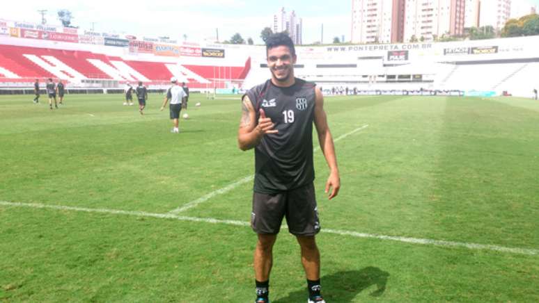 <p>&Eacute;verton Santos pode ser novidade na Ponte neste final de semana</p>