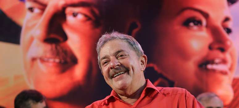 O ex-presidente Lula participou do primeiro seminário que discute os 10 anos do PT no governo federal