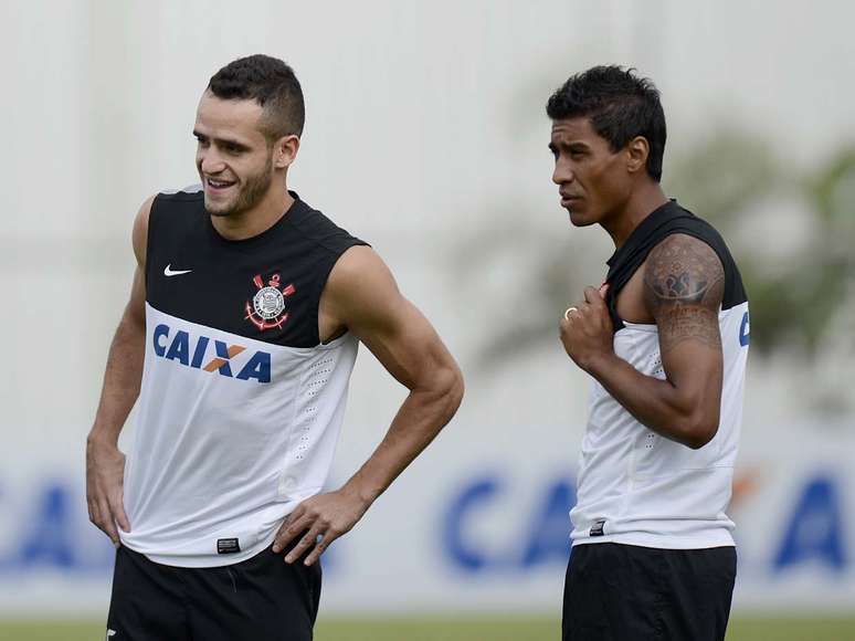 <p>Renato Augusto demonstra confiança na busca de maior sequência e ritmo de jogo</p>