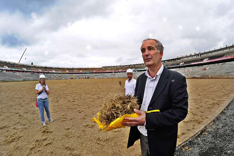 <p>Presidente do Inter, Giovanni Luigi quer que colorados tamb&eacute;m tenham acesso ao Gre-Nal de domingo</p>