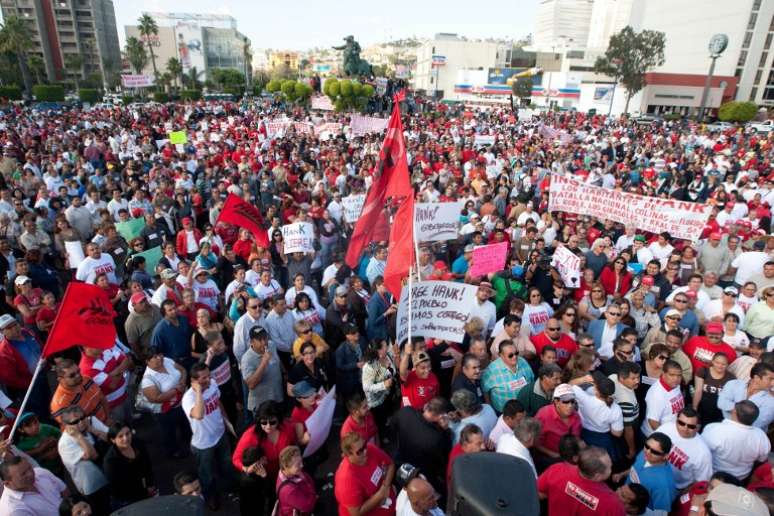 Quando foi preso, o influente Hank levou às ruas milhares de mexicanos, em protesto