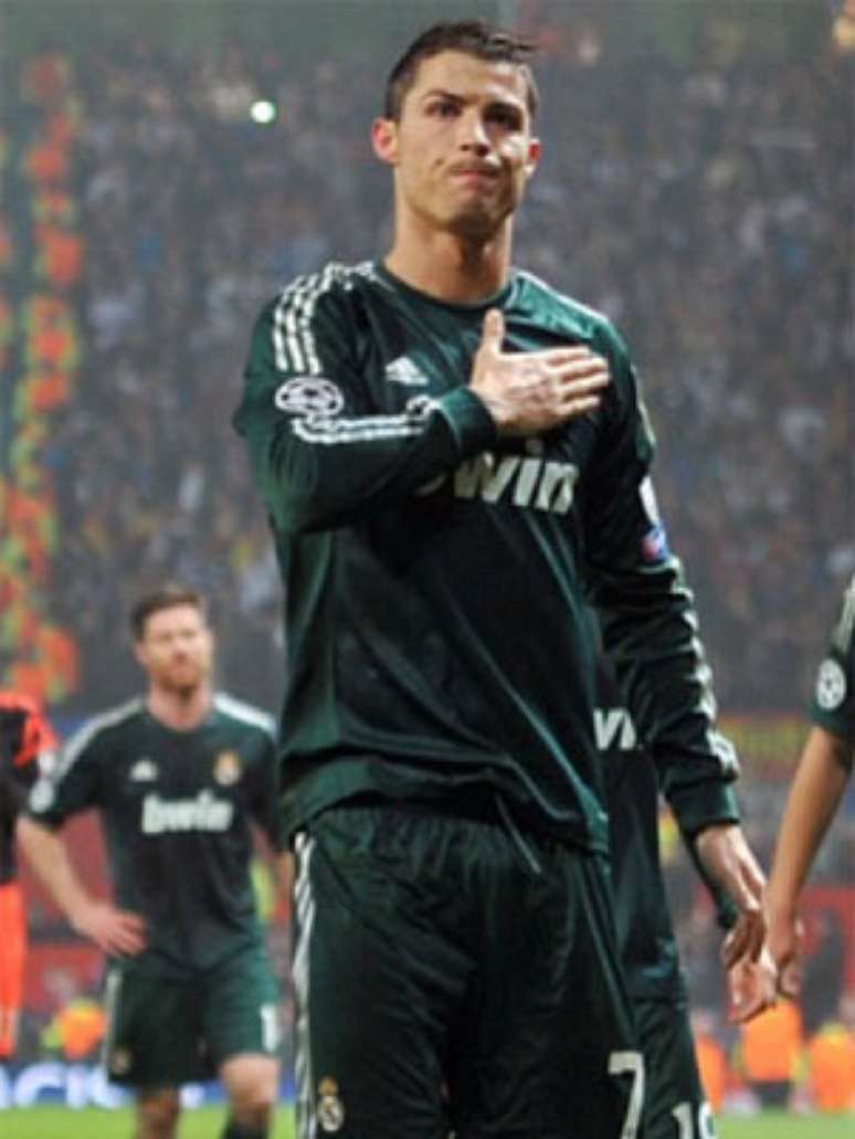 <p>Cristiano Ronaldo em ação com a camisa do Real</p>