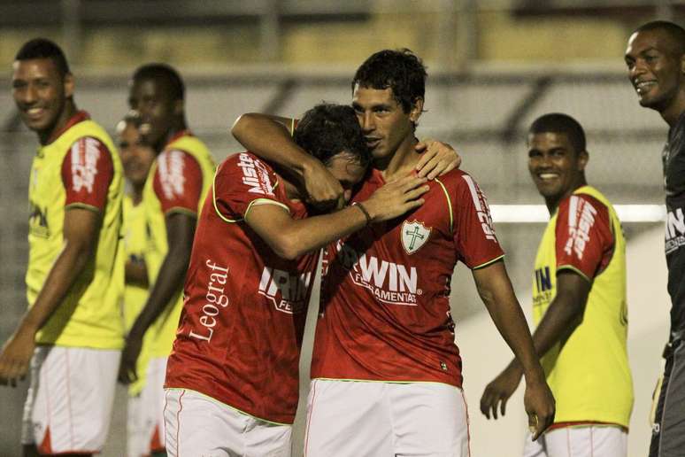 <p>Em boa fase, Portuguesa ocupa 1º lugar do torneio</p>