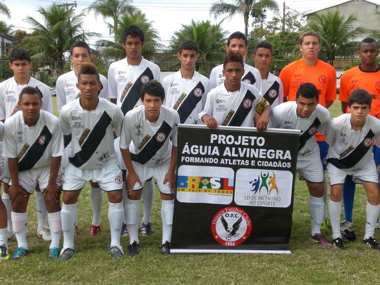Osasco Futebol Clube forma jogadores com auxílio de recursos de diretores do Bradesco