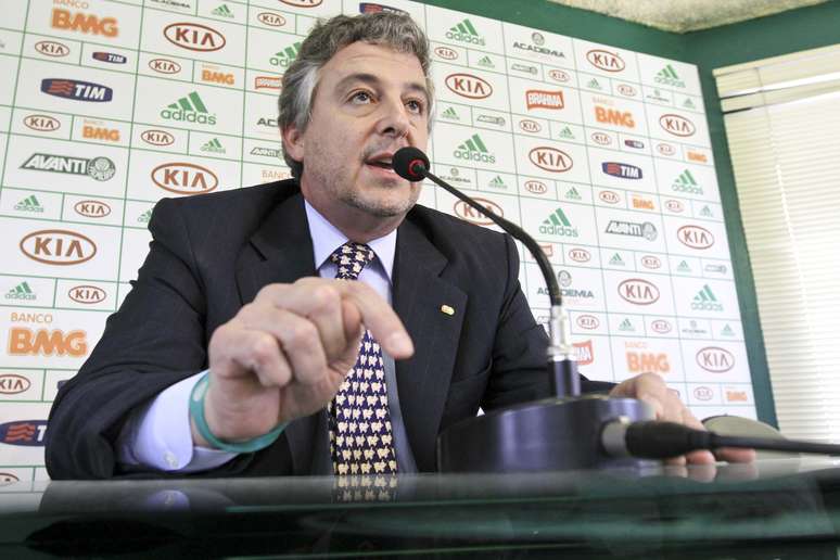 <p>Presidente do Palmeiras estará com Seleção Brasileira durante amistosos</p>