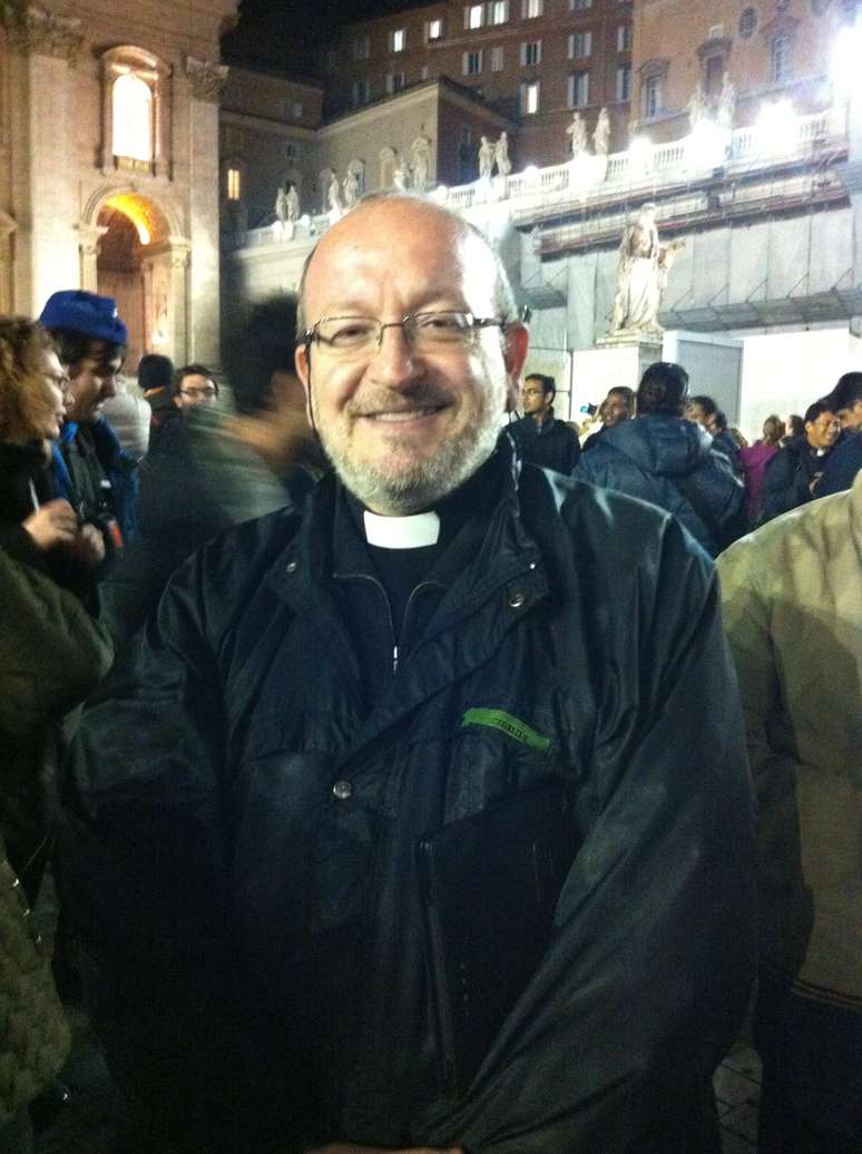 Ele &eacute; um Papa comprometido com a realidade, com os homens, com os pobres e com outras religi&otilde;es, disse o padre Miguel Elias, que conheceu Bergoglio
