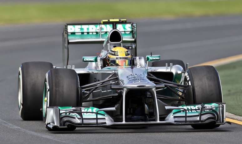 <p>Hamilton perdeu controle de sua Mercedes na parte final do treino</p>