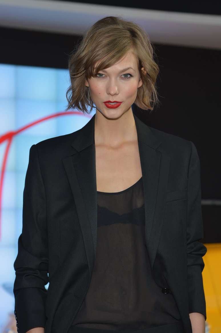 <p>Diferentemente de outras angels da Victoria&#39;s Secret, Karlie Kloss tem cabelos curtinhos</p>