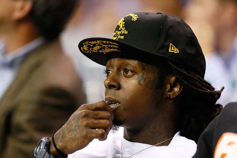 <p>Lil Wayne foi internado após sofrer convulsões</p>