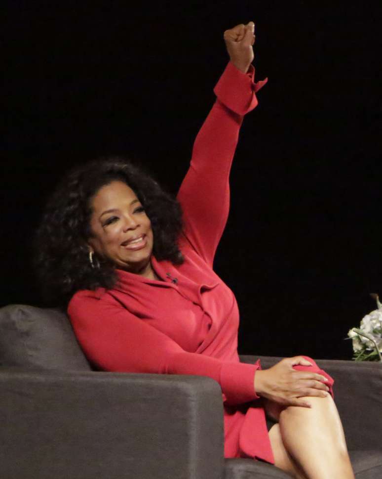 F5 - Celebridades - Apresentadora Oprah Winfrey doa US$ 10 mi para