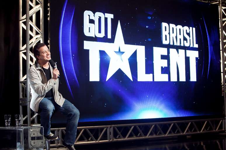 A TV Record promoveu, na manhã desta terça-feira (19), coletiva de imprensa para promover o reality show 'Got Talent Brasil', que estreia no próximo dia 2 de abril na emissora. Estiveram no evento o apresentador do programa, Rafael Cortez, os três jurados da atração, sua diretora-geral, Fernanda Telles, o presidente do comitê artístico do canal, Mafran Dutra, e o CEO da Fremantle América Latina, Carlos Gonzalez