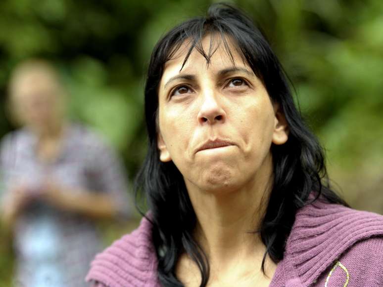 19 de mar&ccedil;o - A dona de casa Patricia Neves Moura, que perdeu a resid&ecirc;ncia em um deslizamento, diz ter aprendido a li&ccedil;&atilde;o: 'Casas perto de encosta, nunca mais!'