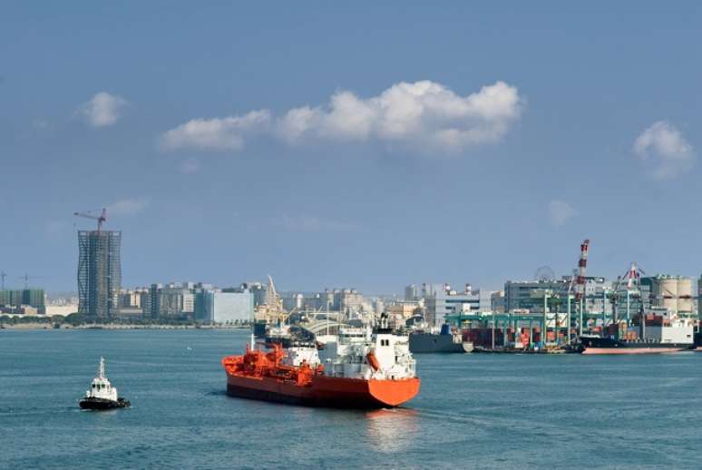 Volume das importações e exportações brasileiras via marítima cresceu apenas 2% em 2012, na comparação com 2011