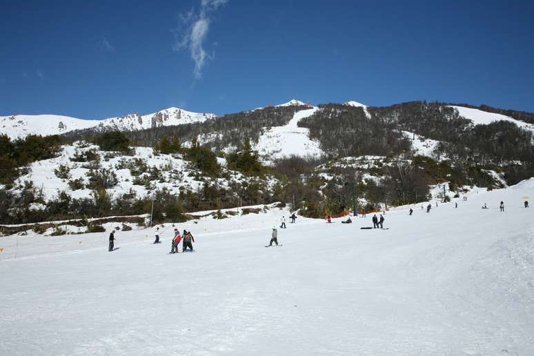 A neve leva muitos turistas ao Chile e à Argentina nas férias de inverno