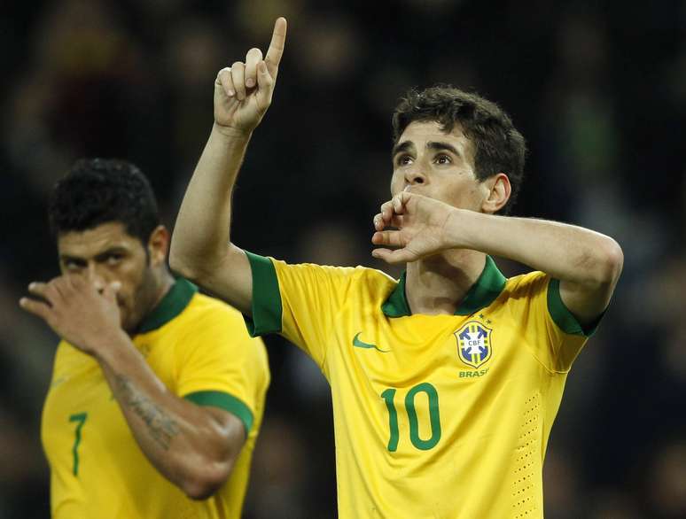 <p>Oscar é o atual dono da camisa 10 da Seleção Brasileira</p>