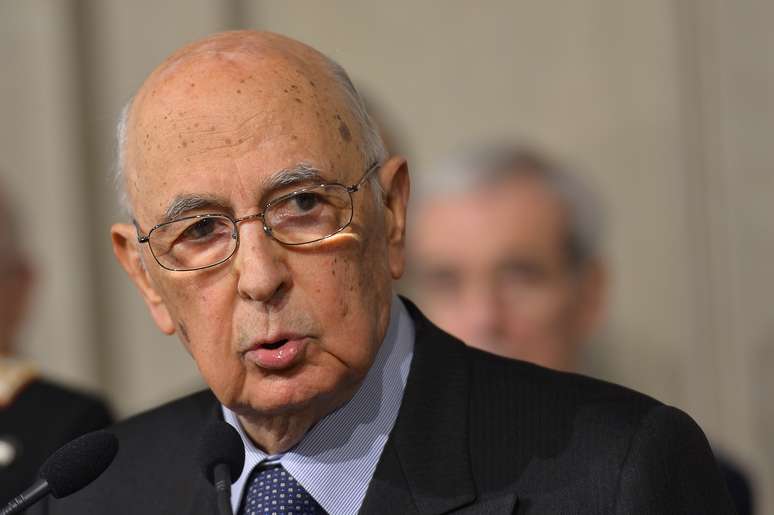 Giorgio Napolitano anunciou que encarregou o l&iacute;der da esquerda, Pier Luigi Bersani, de formar o governo