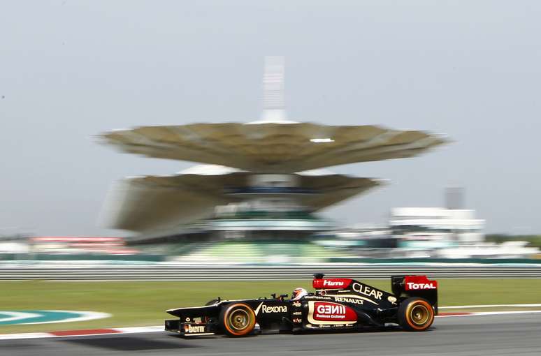 <p>Segunda colocação ficou com Kimi Raikkonen, da Lotus, com 1min37s003</p>