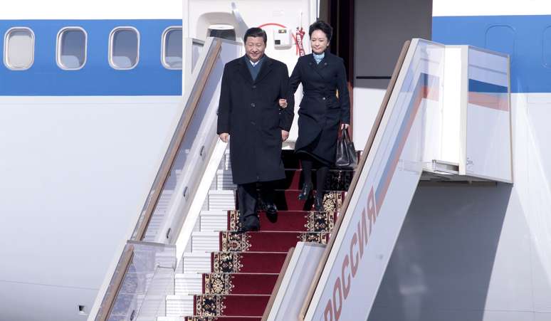 Sapatos da primeira dama chamaram a aten&ccedil;&atilde;o de usu&aacute;rio no Weibo, espe&acute;cie de Twitter chin&ecirc;s