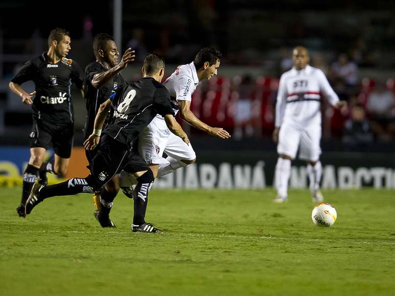 <p>Meia brincou e admitiu pedir autoria do gol para árbitro</p>