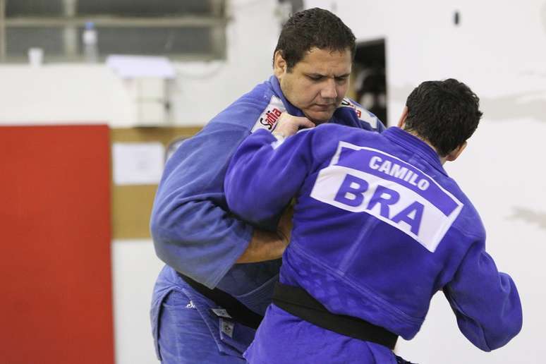 <p>Rafael Silva &eacute; uma da esperan&ccedil;as de medalha no Mundial</p>