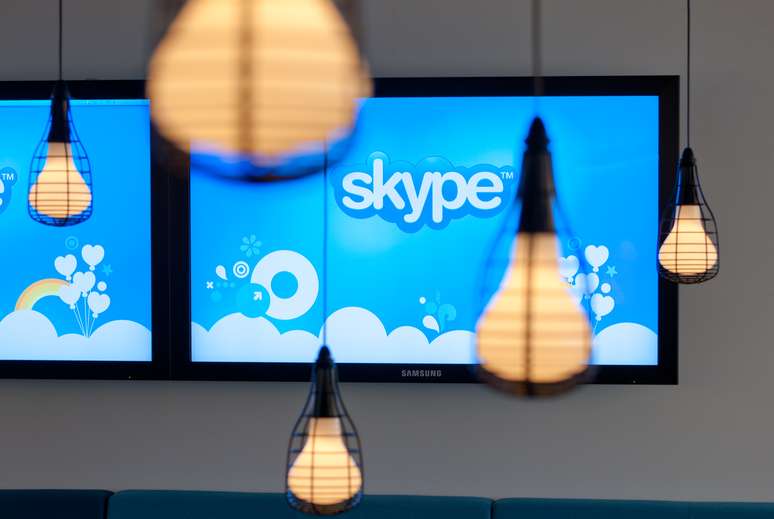 <p>Microsoft comprou o Skype em 2011</p>