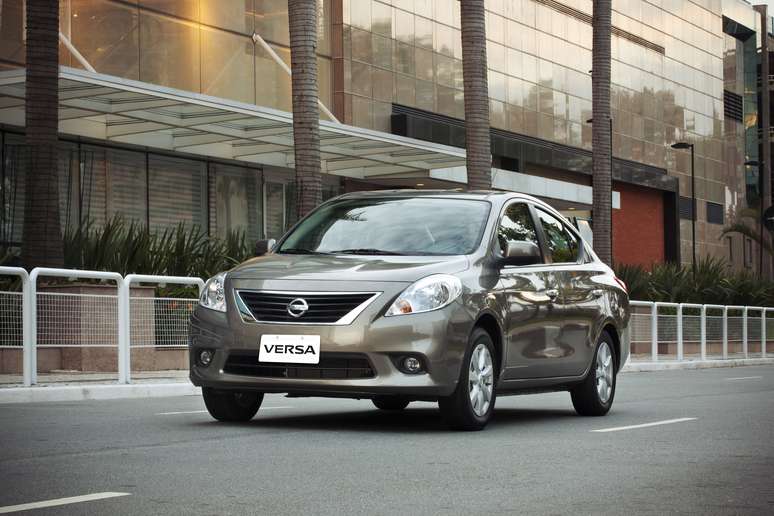 A Nissan anunciou nesta segunda-feira que a linha 2014 do Versa começa a ser vendida nesta semana