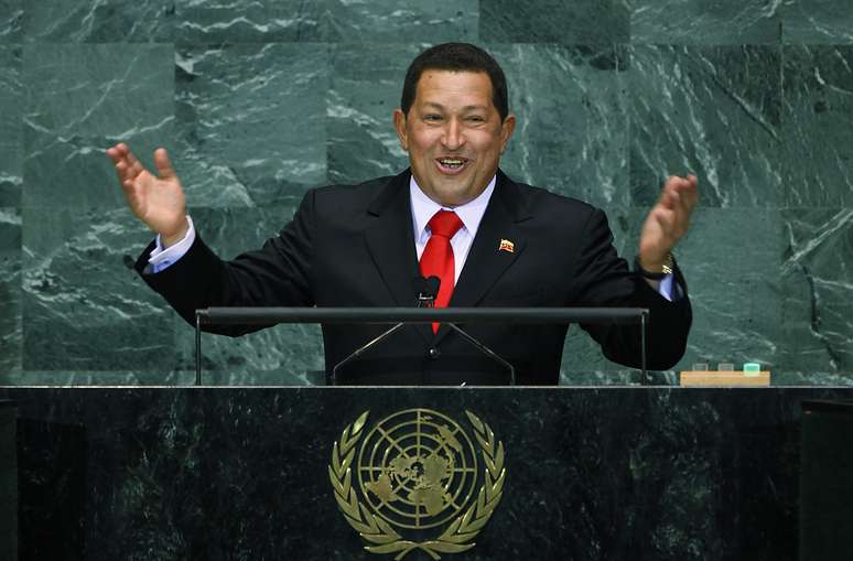 Ainda em luto pela morte do líder Hugo Chávez, vítima de um câncer aos 58 anos no dia 5 de março, a Venezuela passa por momentos de instabilidade política e econômica