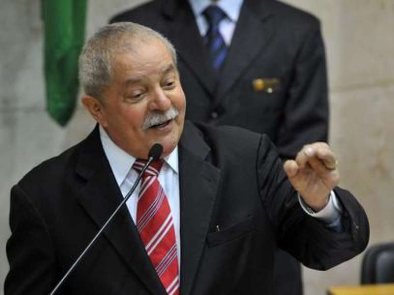 <p>Ex-presidente Lula discursa em São Paulo</p>