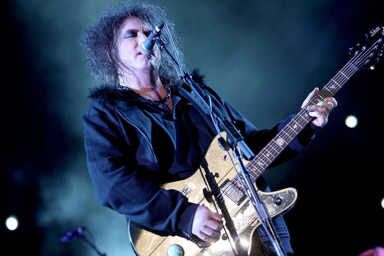 <p>Smith tem tentado ser mais aventureiro com o The Cure, fazendo shows em locais em que nunca havia tocado, como China e Rússia</p>