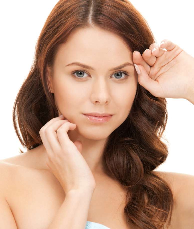 Tratamento feito com radiofrequ&ecirc;ncia age contra rugas e flacidez do rosto, estimulando as fibras de col&aacute;geno e a circula&ccedil;&atilde;o sangu&iacute;nea