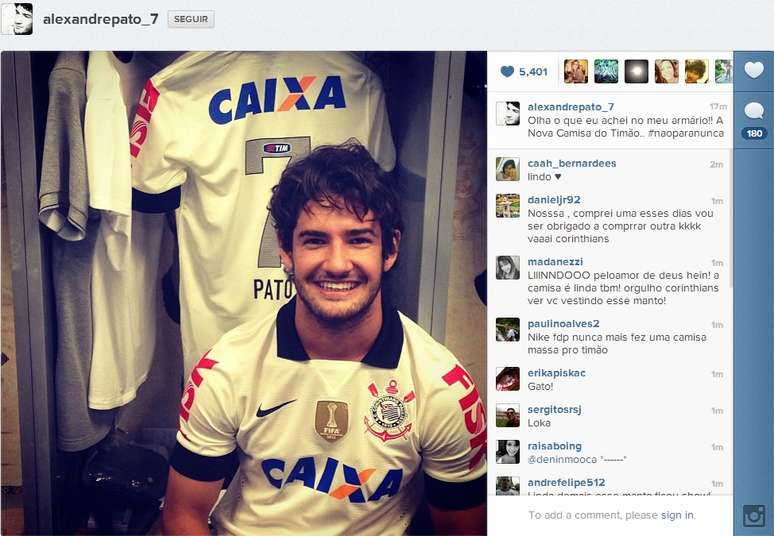<p>Em rede social, Alexandre Pato exibiu&nbsp;novo uniforme corintiano</p>