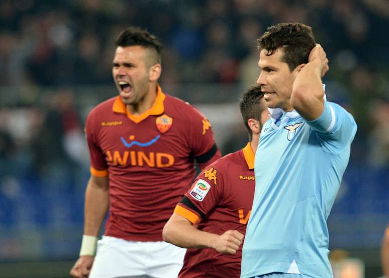 <p>Hernanes é a esperança da Lazio contra a Roma</p>