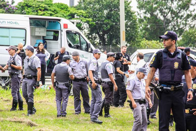Perseguição policial terminou na altura do km 16 da via Anchieta, em São Bernardo do Campo