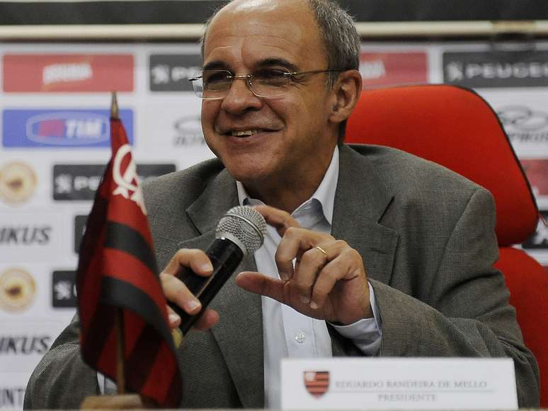 Presidente Eduardo Bandeira de Mello explica planos do Flamengo