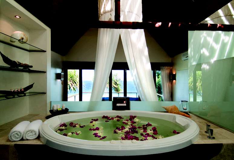 <p>Royal Davui Island Resort, Fiji</p>