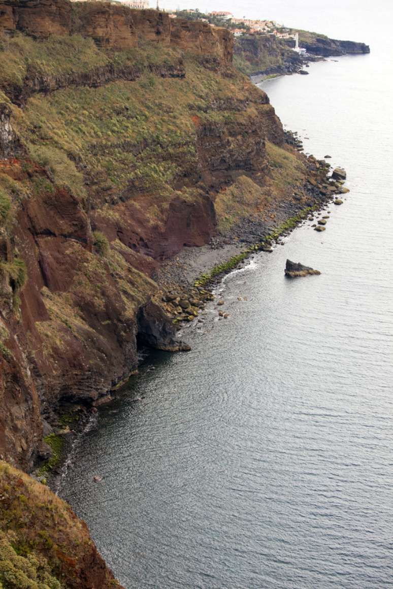 Portugal é um lugar intrigante para muitos brasileiros. E Funchal, na Ilha da Madeira, é um dos belos lugares para visitar na terrinha