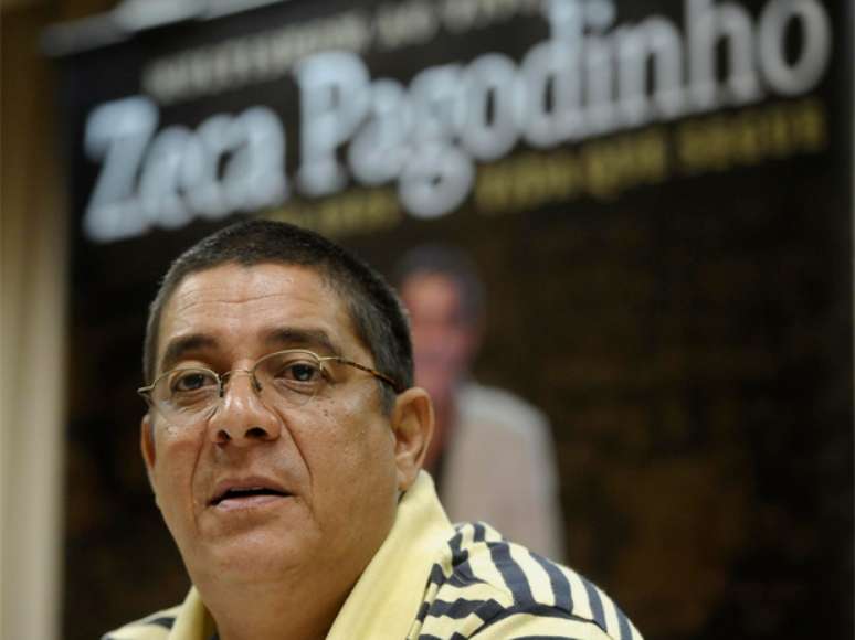 Zeca Pagodinho voltou a criticar o descaso das autoridades com a recuperação de Xerém após as chuvas
