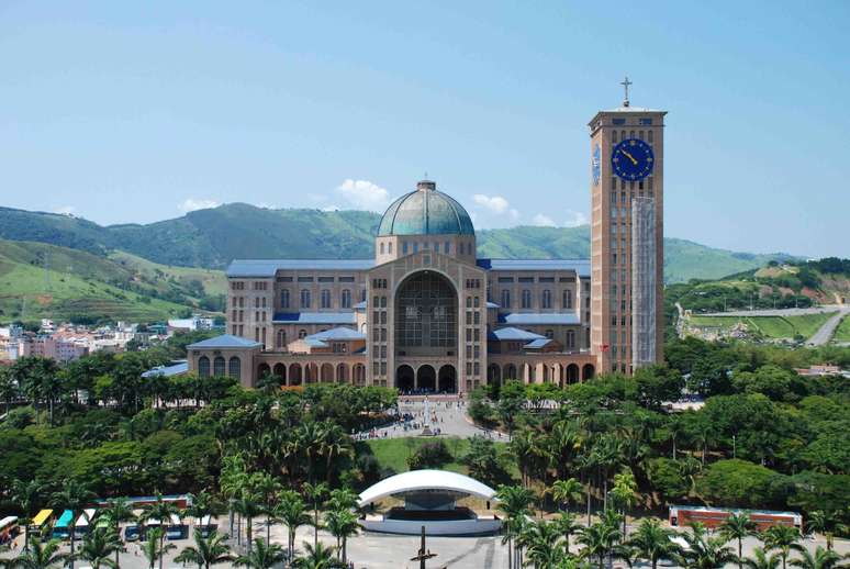 <p>Basílica de Nossa Senhora Aparecida, Brasil</p>