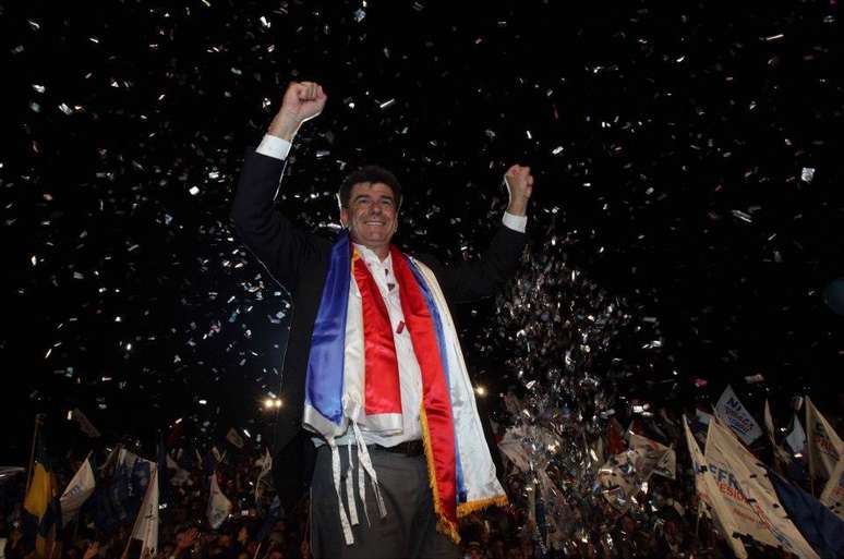 <p>O Paraguai elege o próximo presidente neste domingo. Não há segundo turno e o vencedor é declarado por maioria simples </p>