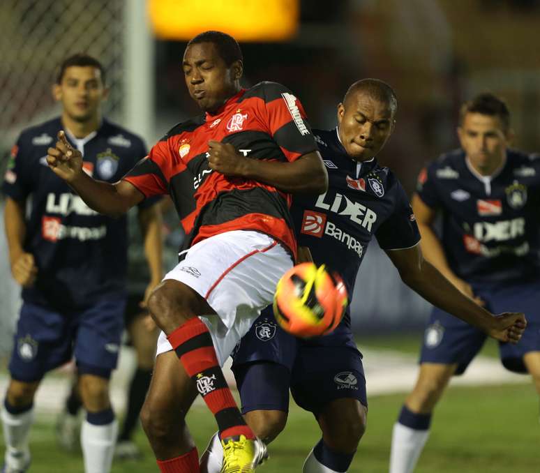 <p>Renato Abreu defendia o Flamengo desde 2010</p>